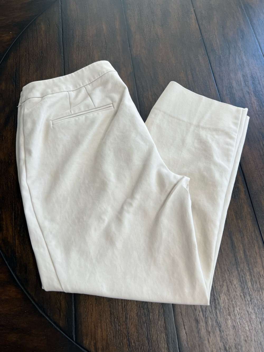 Chico's Capris Pants Womens Small 0 Tan Beige Straight Leg Flat Front Stretch